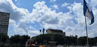 El cielo despejado durante estos días ha permitido que los rayos del sol sean más intensos, por lo que la temperatura aumenta. Foto Rolando Alvarado