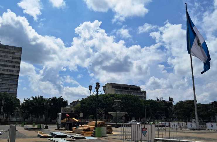 El cielo despejado durante estos días ha permitido que los rayos del sol sean más intensos, por lo que la temperatura aumenta. Foto Rolando Alvarado
