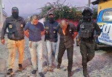 Capturan a dos presuntos responsables de ataque armado en garita de residencial en Sacatepéquez Capturan a los presuntos responsable por el ataque armado a una garita.