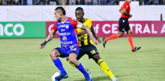 Xelaju MC vs. Real España: empate 1-1 en el partido de ida. Foto La Hora: Concacaf.