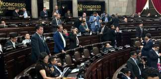 Congreso de la República aprobó de urgencia nacional el Decreto 10-2025, que corrige el error que reducía los fondos del Programa de Alimentación Escolar. Foto La Hora: José Orozco.
