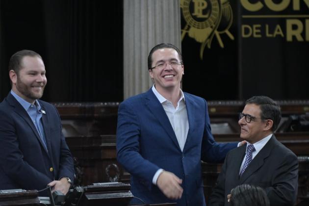 La interpelación al ministro de Salud se suspendió nuevamente