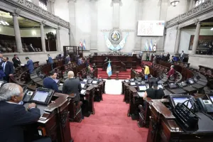 CC da 48 horas para que Congreso entregue informe por rechazo de diputados a veto presidencial