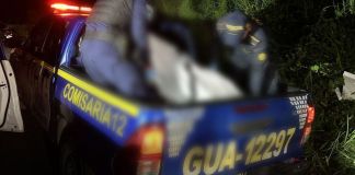 Bomberos Voluntarios localizan cuerpos en la ruta al Atlántico. Foto La Hora: José Orozco.