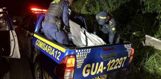 Bomberos Voluntarios reportaron personas fallecidas en la ruta al Atlántico. Foto Bomberos Voluntarios