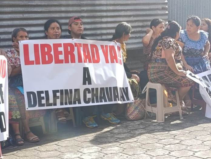 Un juez de paz envío a un juzgado penal y mantiene detenida a una lideresa indígena que debe enfrentar proceso por desorden público. Foto La Hora: Redes Sociales