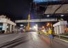 Colocan vigas para puente 5 de paso a desnivel en Calzada Roosevelt. Foto La Hora: CIV