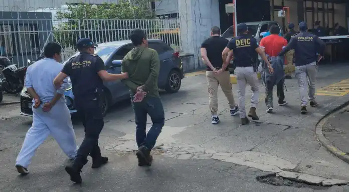 Deportados capturados Capturan a cinco presuntos implicados en distintos delitos tras ser deportados.