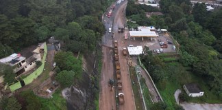 Panorama aéreo en el derrumbe del km 24 de carretera a El Salvador. Foto La Hora: Fabricio Alonzo