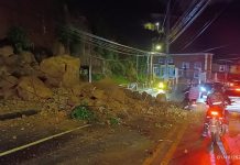 Derrumbe en el kilómetro 8.5 ruta Muxbal. Foto La Hora: PMT Santa Catarina Pinula.