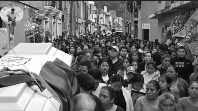 Despiden a Pablito el joven futbolista presuntamente atacado por su primo quien fue capturado Despiden a Pablito, el joven futbolista presuntamente atacado por su primo quien fue capturado