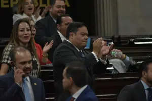 Diputados de oposición celebran y logran acuerdo que rechaza al veto del Decreto 7-2025