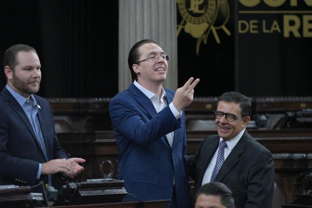 La interpelación al ministro de Salud se suspendió nuevamente