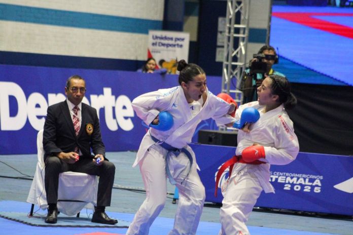 Participación del equipo nacional de Karate en los Juegos Centroamericanos. Foto La Hora: Carlos Vicente