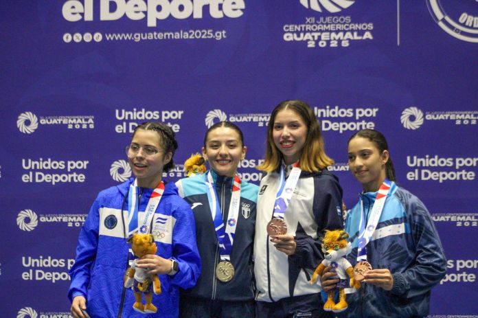 Ganadoras de medallas de Karate de los Juegos Centroamericanos. Foto La Hora: Carlos Vicente 