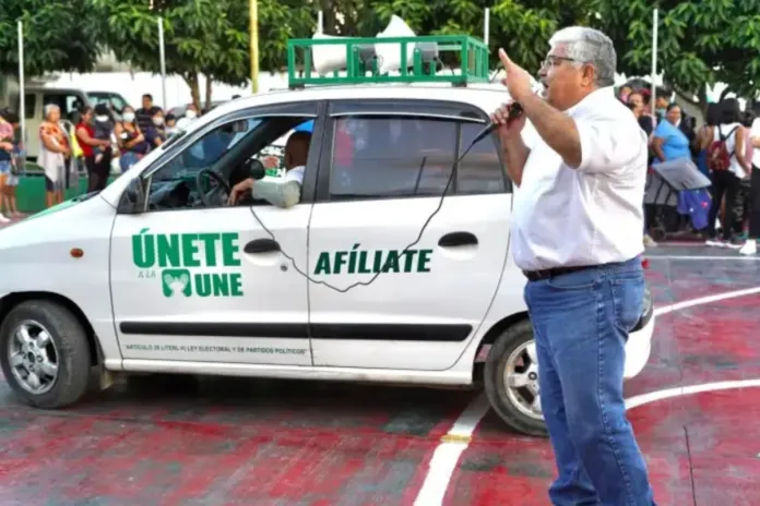 Exalcalde de San Miguel Petapa Rafael Gonzalez Exalcalde de San Miguel Petapa, Rafael González, aceptó haber desviado fondos de la municipalidad para su cuenta personal.