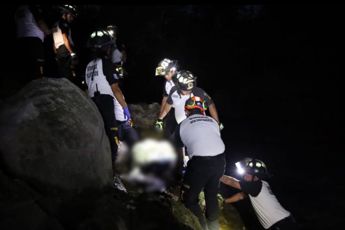 Bomberos Voluntarios reportaron fallecidos en la ruta al Atlántico