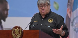 Mingob "desconoce" acciones de Jiménez tras anuncio fallido de mensaje nacional.