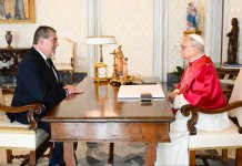 Arévalo durante visita con el Papa Leon XIV destaca lucha contra la corrupción, pobreza y migración Arévalo durante visita con el Papa Leon XIV destaca lucha contra la corrupción, pobreza y migración.