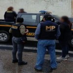 Fiscales del Ministerio Público realizan allanamiento en zona 1 en búsqueda de una mujer desaparecida. Foto: Ministerio Público