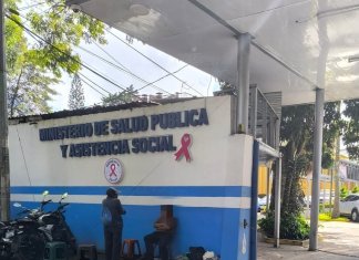 El Ministerio Público (MP) busca ejecutar órdenes de captura y realiza un allanamiento en el MSPAS por la firma del convenio con Unops. Foto La Hora: MPSPAS