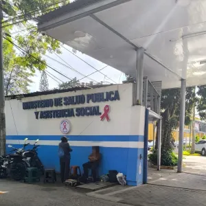 Caso UNOPS: FECI allana Ministerio de Salud y busca ejecutar cuatro órdenes de captura