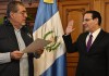 El presidente de la República, Bernardo Arévalo, juramenta a Marco Antonio Villeda como Ministro de Gobernación.