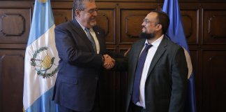 Sebastián Kraljevich, Secretario para el Fortalecimiento de la Democracia de la Organización de los Estados Americanos(OEA), sostuvo una reunión con el presidente de la República, Bernardo Arévalo, donde conversaron sobre el "panorama democrático del país", días antes de la celebración de la sesión extraordinaria del Consejo Permanente de la OEA, el cual se llevará a cabo este jueves.