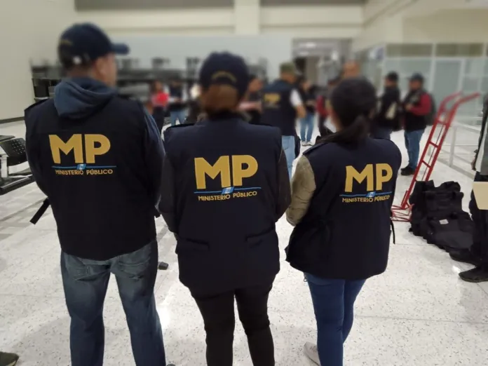 El MP aún no aclaró si las diligencias de este día están relacionadas al desfalco en el Crédito Hipotecario Nacional (CHN). Foto La Hora: MP El MP aún no aclaró si las diligencias de este día están relacionadas al desfalco en el Crédito Hipotecario Nacional (CHN). Foto La Hora: MP