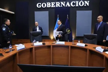 Marco Antonio Villeda En una reunión de trabajo dirigida por el ministro de Gobernación, Marco Antonio Villeda, pidió a los altos mandos de la Policía Nacional Civil (PNC) un