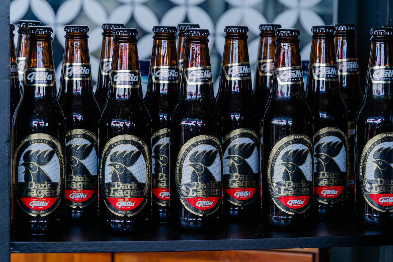 Cerveza Dark Lager presentación botella, Foto: Cortesía Cerveza Gallo.