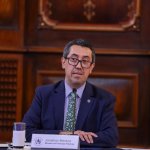 "Una historia que podría ser buena para una serie de televisión", expresa Menkos ante Caso UNOPS.