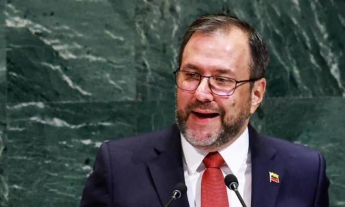 Yván Gil Pinto