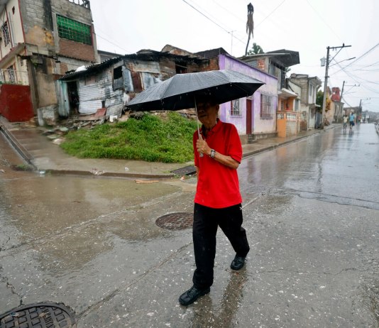 Huracán Melissa llega a Cuba