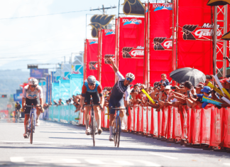 El panameño Bolívar Espinoza lidera en esta primera etapa la 64 Vuelta Ciclística a Guatemala. Foto: Federación de Ciclismo de Guatemala.