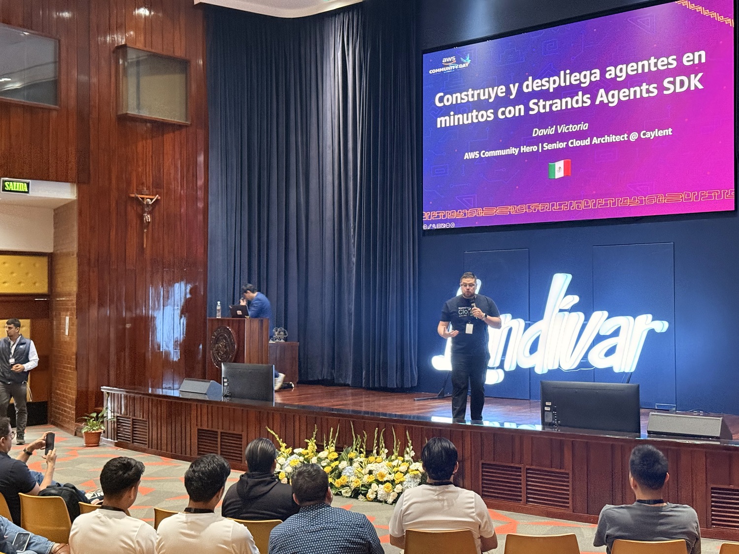 Charla ténica durante el AWS Community Day. Foto: Cortesía Banco Industrial.