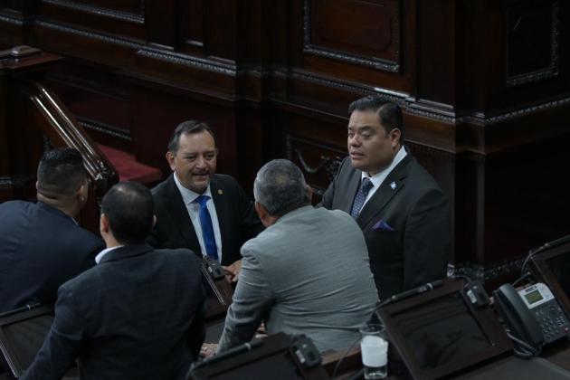 La interpelación al ministro de Salud se suspendió nuevamente