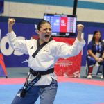 María Alejandra Higueros, abanderada de la delegación de Guatemala. Foto: La Hora/Carlos Vicente.
