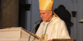 “Más difícil que controlar a los diputados” dice el Arzobispo por fiscalización a hermandades y cofradías