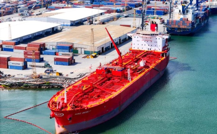 Medidas de “tortuguismo” en puerto Santo Tomás de Castilla provocan alza de precios al consumidor