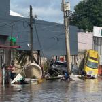 Al menos 23 personas fallecieron y ocho están desaparecidas tras las fuertes lluvias que azotaron México y provocaron numerosas inundaciones, con afectaciones en 31 de los 32 estados del país, según informaron las autoridades. Foto: La Hora/ EFE