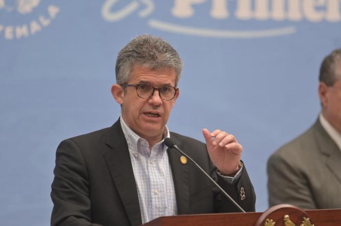 El ministro de Salud