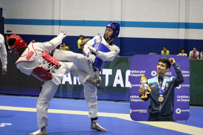 Guatemalteco ganador de medalla de oro en Taekwondo en los Juegos Centroamericanos, David Fuentes. Foto La Hora: Carlos Vicente
