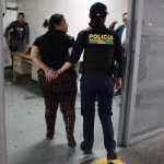 Marylin Gabriela Ángel Menéndez, presunta responsable de atropellar a PMT en zona 9. Foto La Hora: PNC.