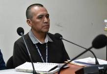 A petición del MP, el Juzgado Décimo Penal cambio el delito por el que se procesaba al jefe de inventario del Hospital de Chimaltenango, Pedro Aguilar Sequén. Foto La Hora: Daniel Ramírez
