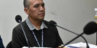 A petición del MP, el Juzgado Décimo Penal cambio el delito por el que se procesaba al jefe de inventario del Hospital de Chimaltenango, Pedro Aguilar Sequén. Foto La Hora: Daniel Ramírez
