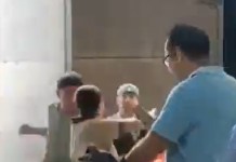 Video: Riña en las afueras del aeropuerto La Aurora; DGAC asegura que tomó medidas de prevención De acuerdo con la DGAC, el hecho tuvo lugar en el área pública externa de salidas de pasajeros. Foto La Hora: captura de pantalla.