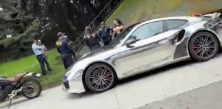 Porsche chocado en ruta Interamericana. Foto La Hora: Redes sociales