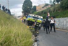 30 heridos reportan Bomberos Voluntarios por accidente en el puente Tinco Puente Tinco