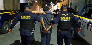 Recapturado en Jalapa por hurto fue sorprendido con «arma de fuego hechiza». Foto La Hora: PNC